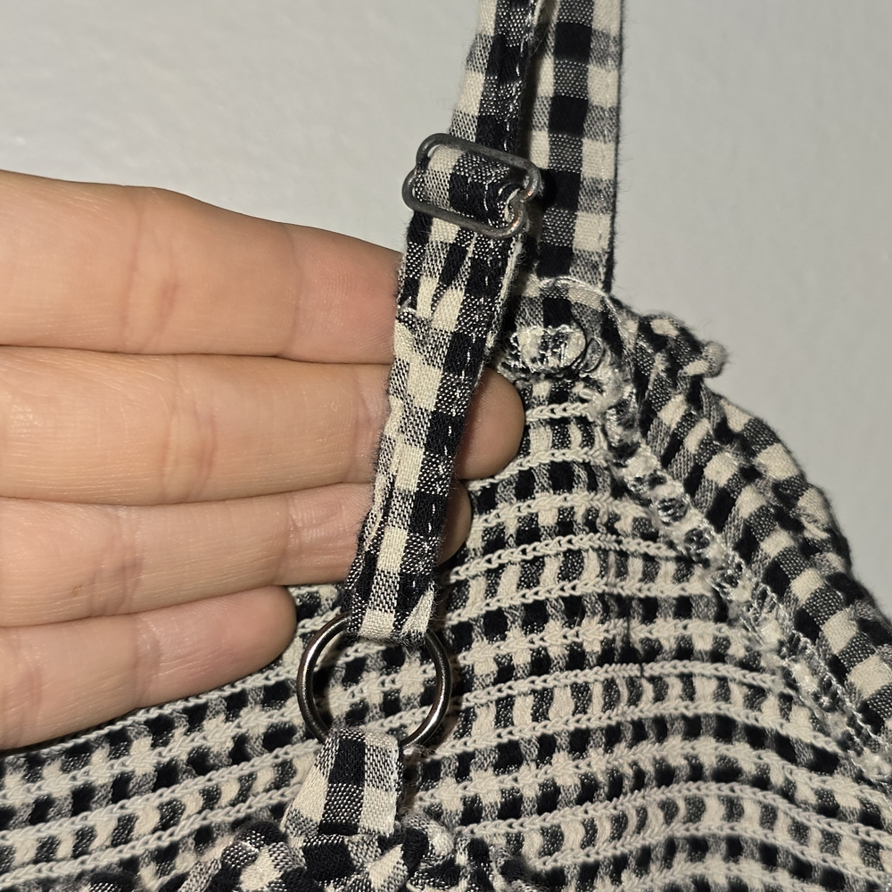 🌟 Old Navy Sleeveless Smocked-Bodice Gingham Top - Picture 5 of 6
